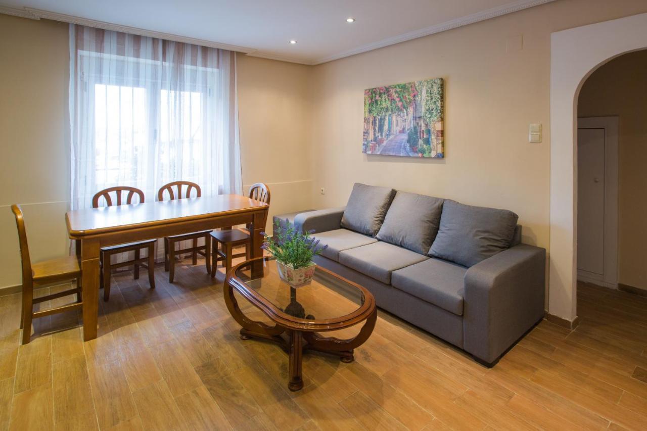 Apartamentos Turisticos Avila Villa Carmen III Esterno foto